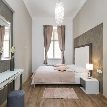 Apartman Royal Deluxe *